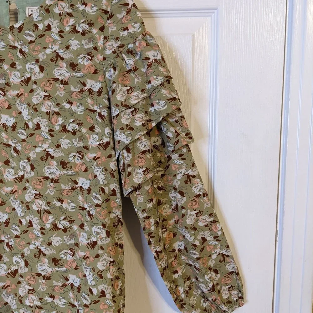Hayden Girls Sage V-Neck Floral Ruffle Long Sleeve Top Blouse - size XL NWT - Picture 4 of 10